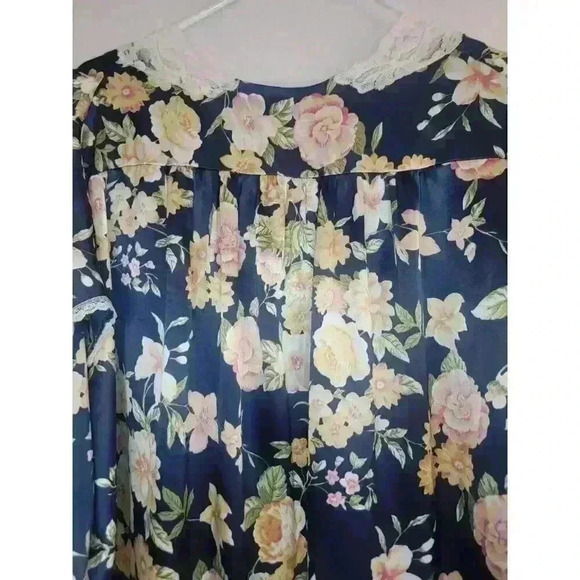 Vtg Barbizon Kaftan Blue Floral Lace Grandmacore Nightgown XXL Maxi Mumu - Picture 11 of 16